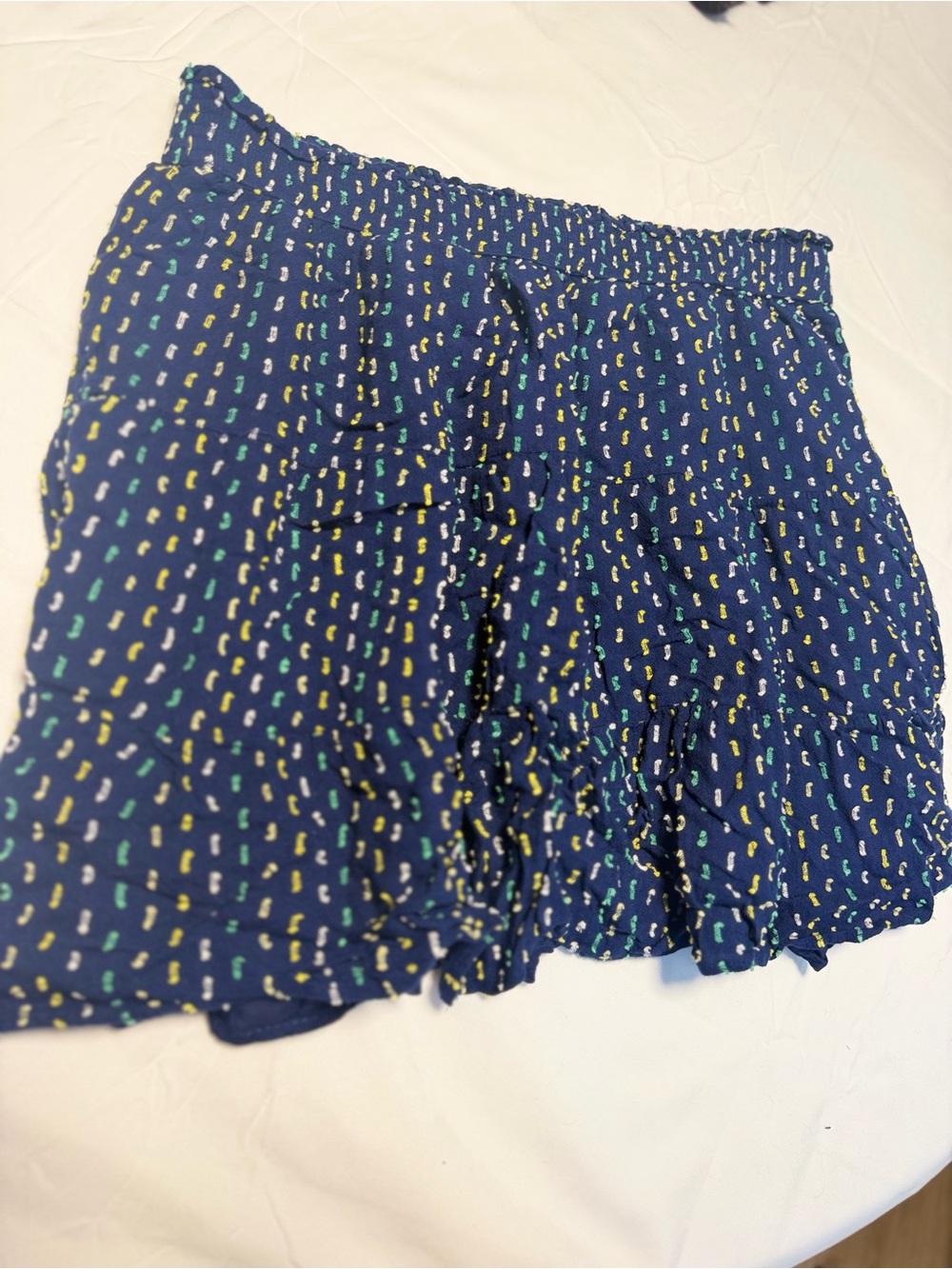 LOFT Navy size M Textured Tiered Ruffle Mini Skirt coquette,  great condition